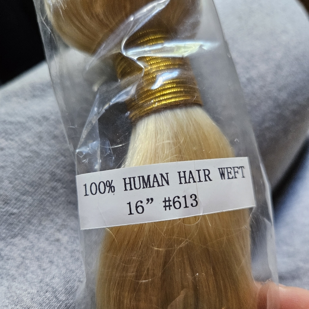 1 bundle of blonde human hair